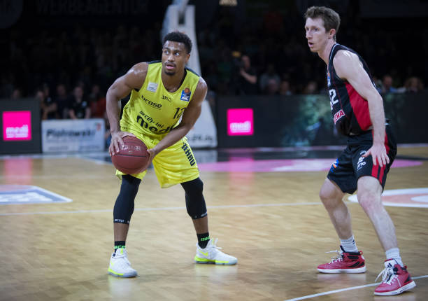 和防守覆盖 和防守覆盖