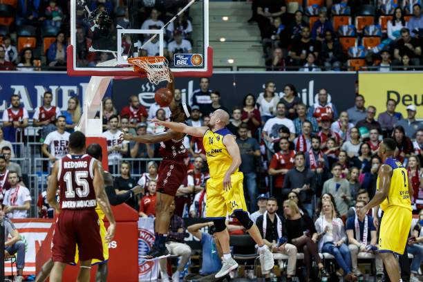 收与前插配 收与前插配